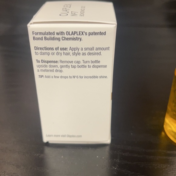 Olaplex No. 7 Bonding Oil - Picture 4 of 6